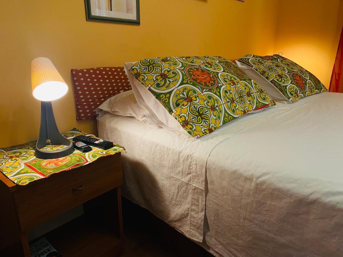 Cottage Gole Alcantara Gloria Room Graniti Exterior photo